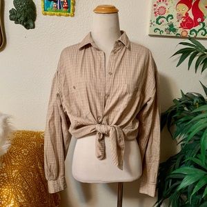 Size medium 80s vintage tan button down shirt